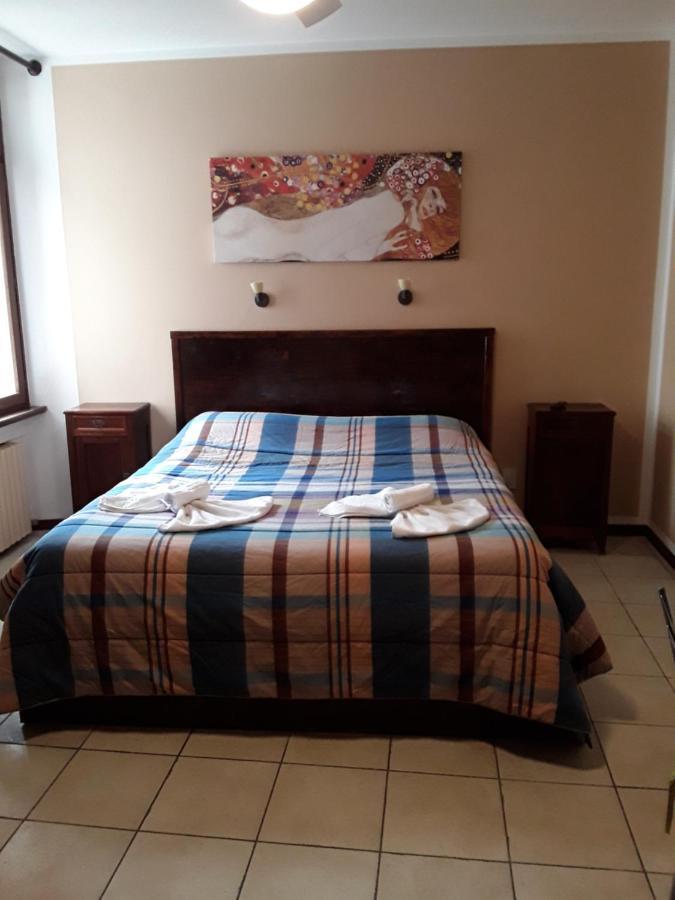 Camere Porto Vecchio Con Parcheggio A Pochi Passi Dal Castello マルチェージネ エクステリア 写真
