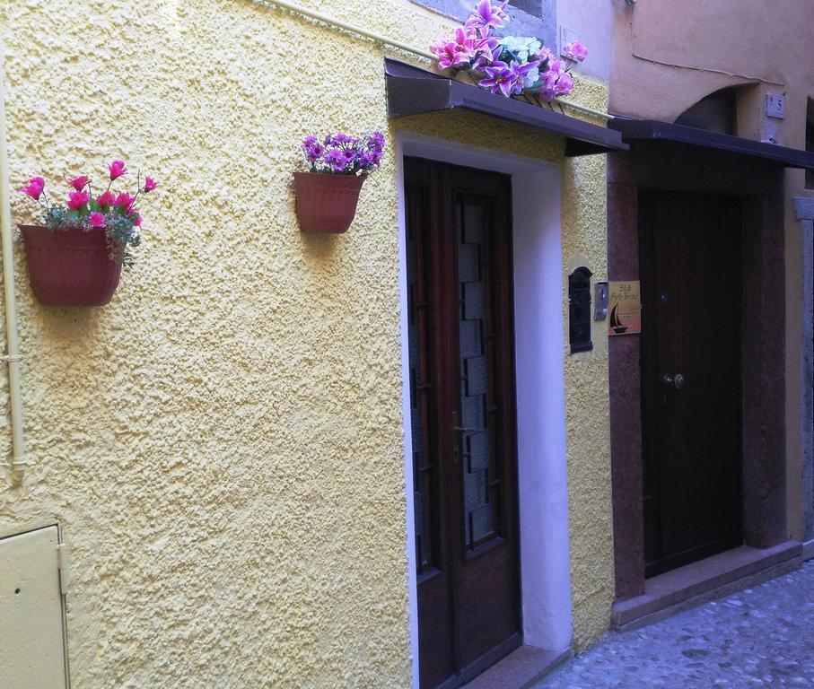 Camere Porto Vecchio Con Parcheggio A Pochi Passi Dal Castello マルチェージネ エクステリア 写真
